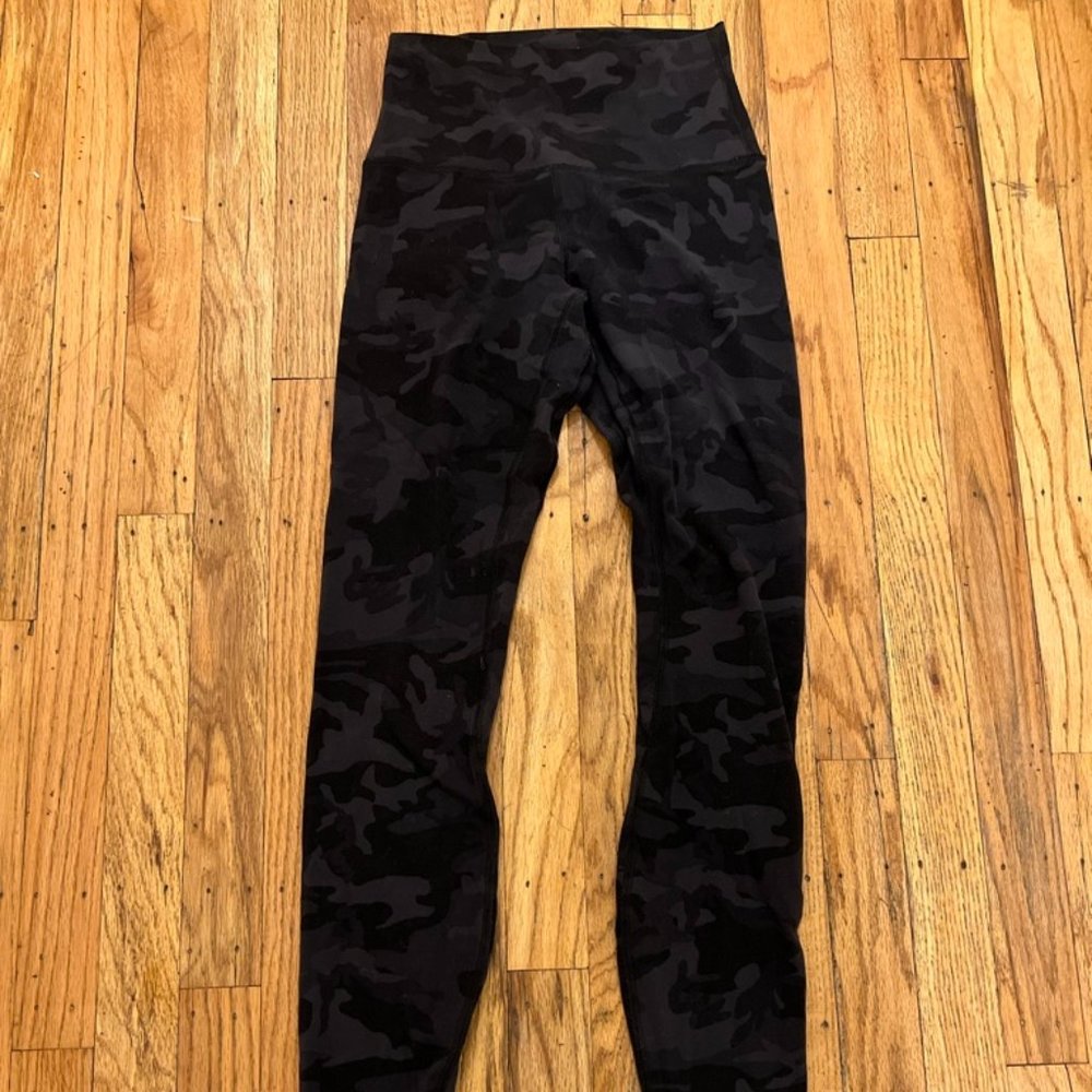 Black Camo Lululemon Align Leggings 28" Size 2